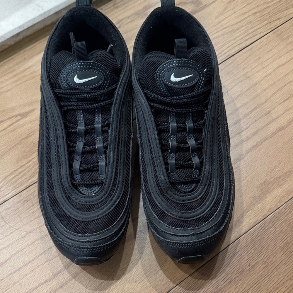 Nike Triple Black Air Max Sneakers